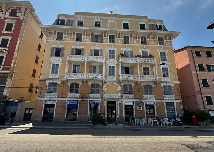 Casa Castello Raggio アパート ジェノヴァ