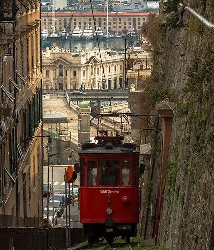 Casa Castello Raggio アパート